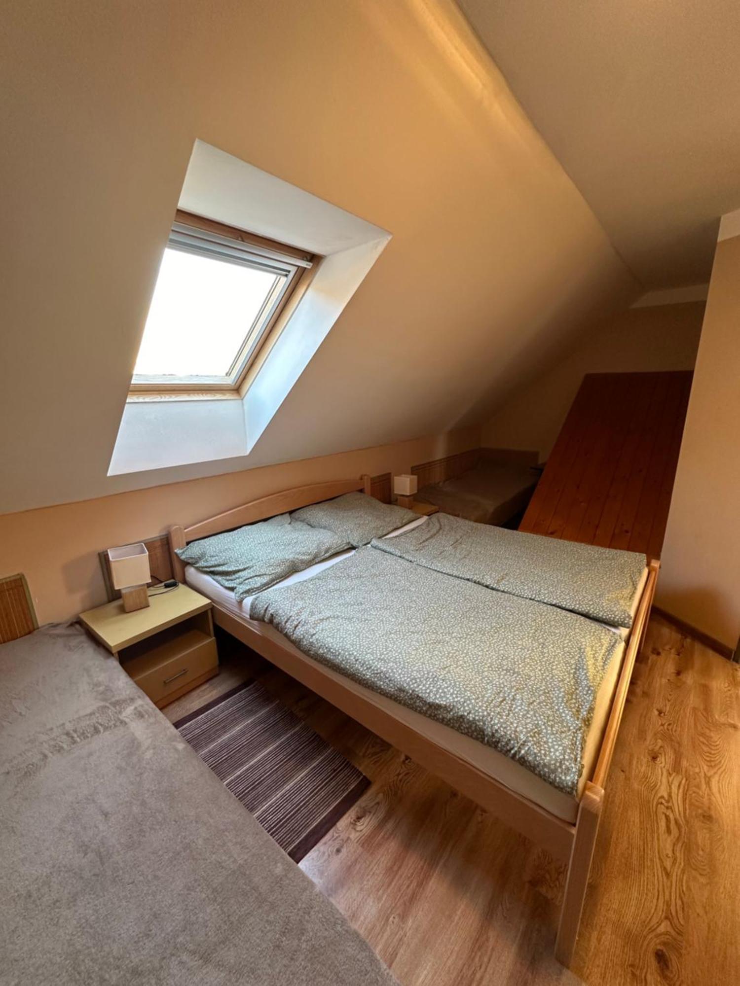 Apartment Dehtare 外观 照片
