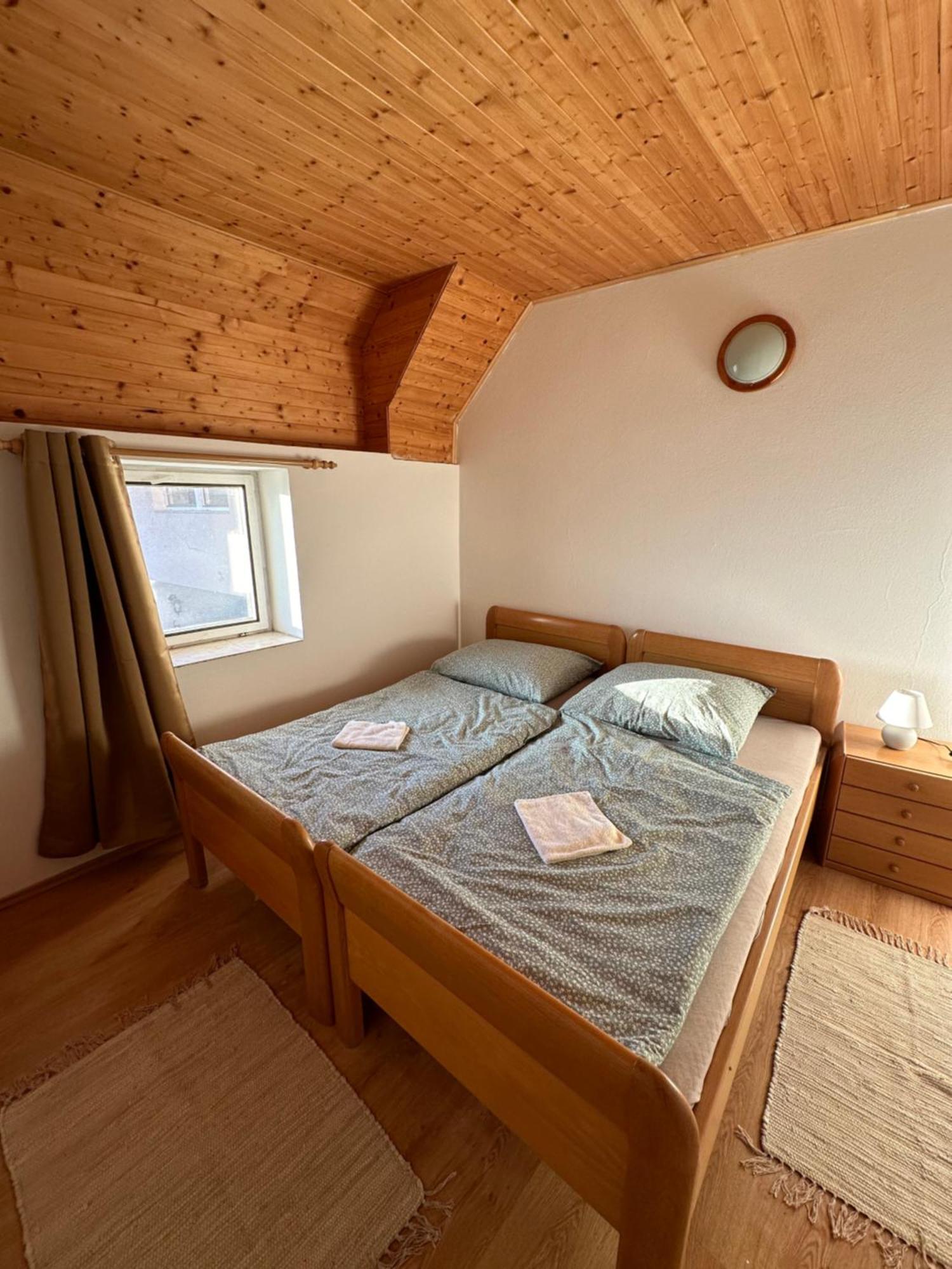 Apartment Dehtare 外观 照片